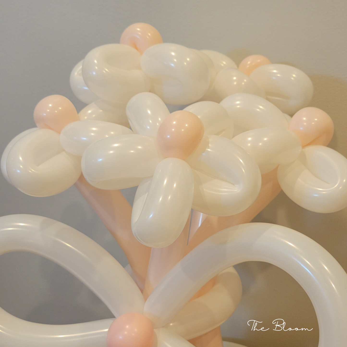 Giant Daisy Bouquet Balloons (5 petals)