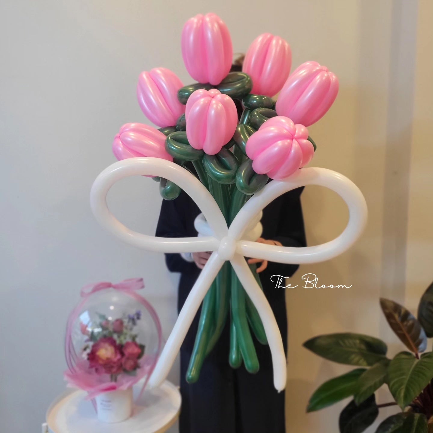 Giant Tulip Bouquet Balloons