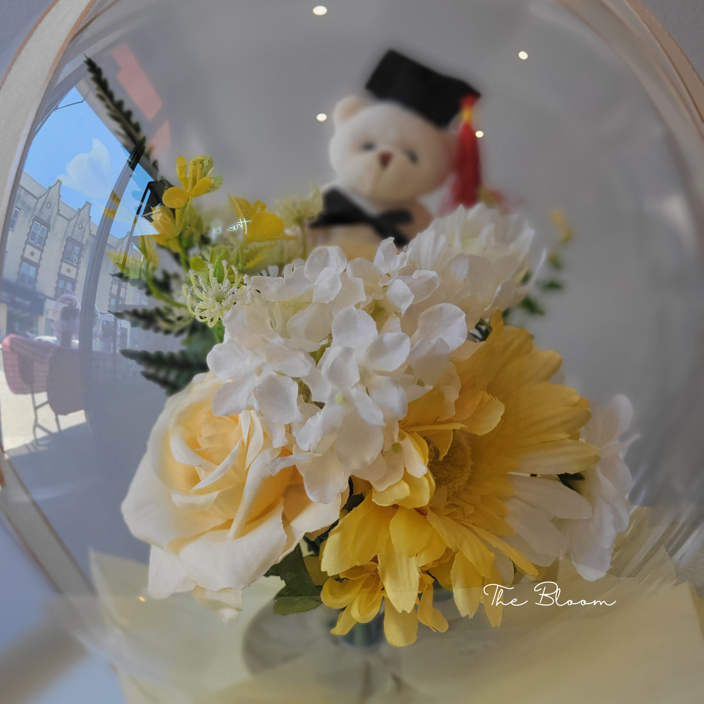 Graduation Teddy Bear Mini Flower Balloon